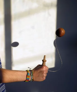 Jugando balero 2025