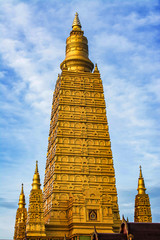 Fototapeta premium Golden Pagoda golden stupa Temple , Thailand