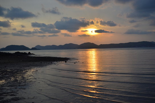 Sea sonset sky  quiet  lonely