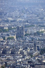 Fototapeta na wymiar Notre Dame vue de la Tour Eiffel