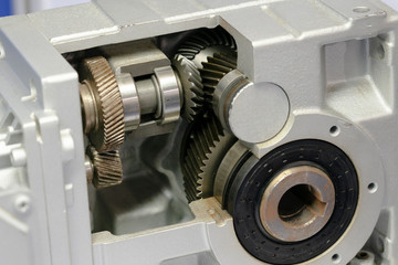 Gear box for increase and reduce speed. precision gear box assembly with servo motor