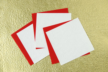 紅白と金色の和紙のデザイン