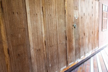 Wooden doors in Thailand