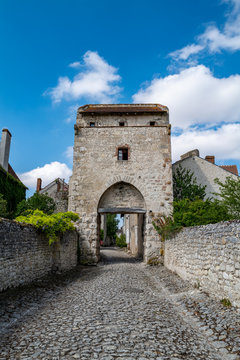 porte d'orient &agrave; Charroux