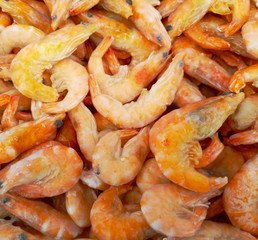 Red shrimp on the counter in the market