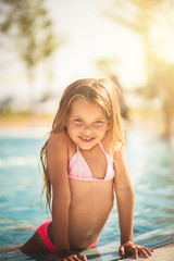 Obraz premium Sun and pool, this is a sign for summer days.