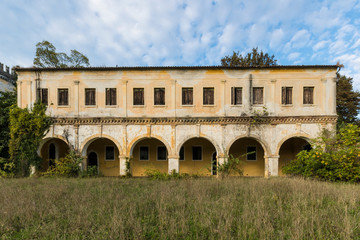 Fototapeta premium Urban exploration / Abandoned villa