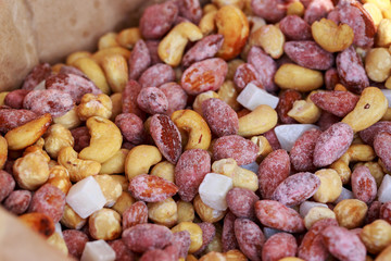 Almonds and cashew in glaze