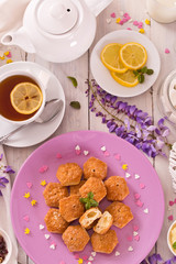 Puff pastries with custrad cream.