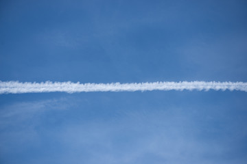 Long-distance clouds are caused by flying through the plane.