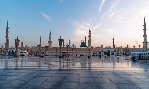 Muslims wearing traditional clothing in the temple of the Nabawi Mosque