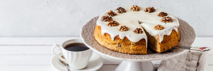 Pumpkin Cake with Cream Cheese Frosting
