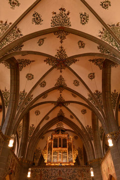 Innenansicht St. Laurentius (Ahrweiler)