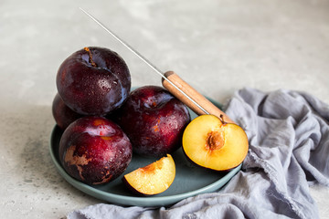 Ripe, juicy plums