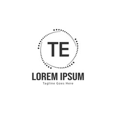 Obraz premium Initial TE logo template with modern frame. Minimalist TE letter logo vector illustration