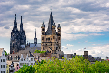 Obraz premium Great Saint Martin Church and Cologne Cathedral