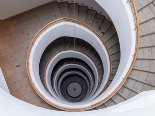 detalhe arquitetônico em espiral, visto do alto
