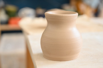 Fototapeta na wymiar Beautiful clay pot just made