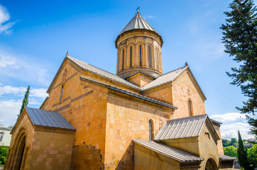 Fototapeta na wymiar Jvaris mama church in historical center of old Tbilisi, Georgia