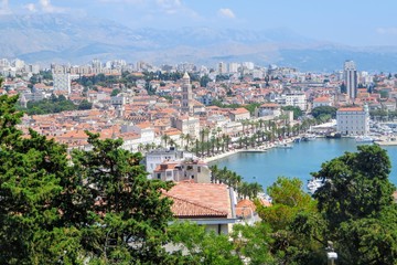 Fototapeta na wymiar A beautiful faraway view of Split, Croatia from Marjan Hill