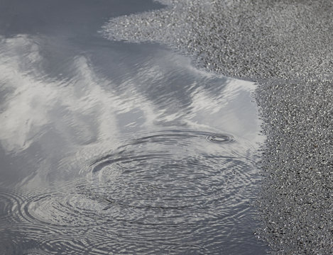 水たまり Images Browse 5 748 Stock Photos Vectors And Video Adobe Stock