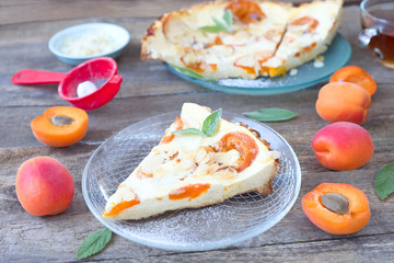 Aprikosen-Schmand-Tarte
