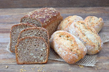 Brot und Brötchen