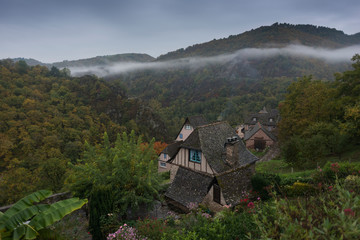 FRANCE - Conques Aveyron - typical house