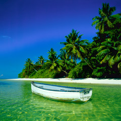 Seychellen, Boot in Lagune
