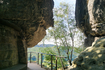 Aussichtspunkt auf der Bastei in der Sächsischen Schweiz