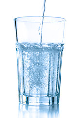 Frisches Mineralwasser