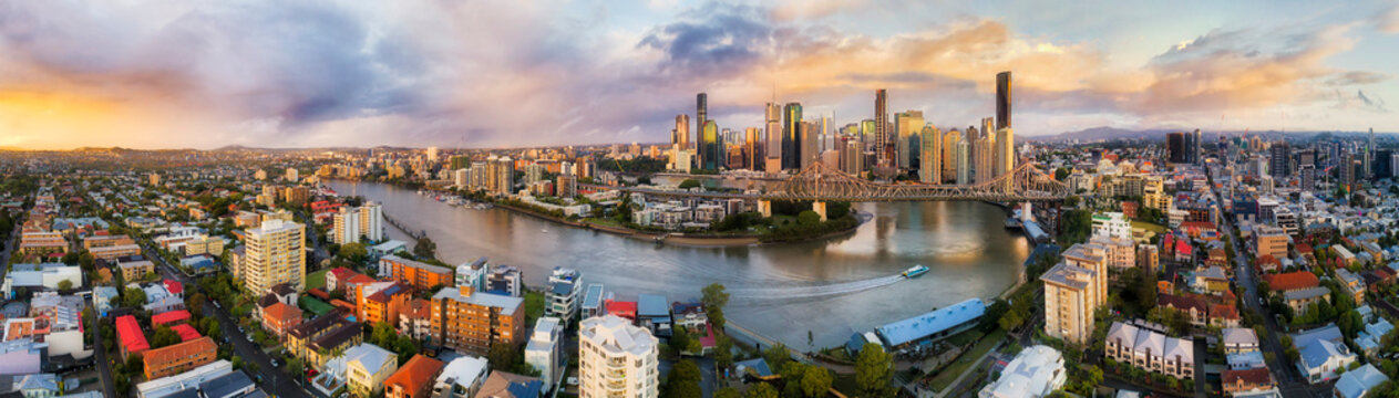 BNE CBD Story UWide pan Sunlight