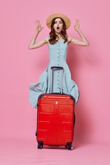 Fototapeta na wymiar girl with suitcase