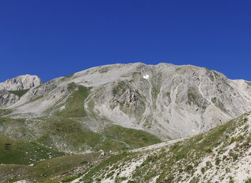 silenzio e spiritualit&agrave; a Campo Imperatore, in Italia