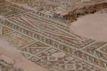 Colourful visions of ancient Rome. Polychrome Roman Mosaics from Bulgaria