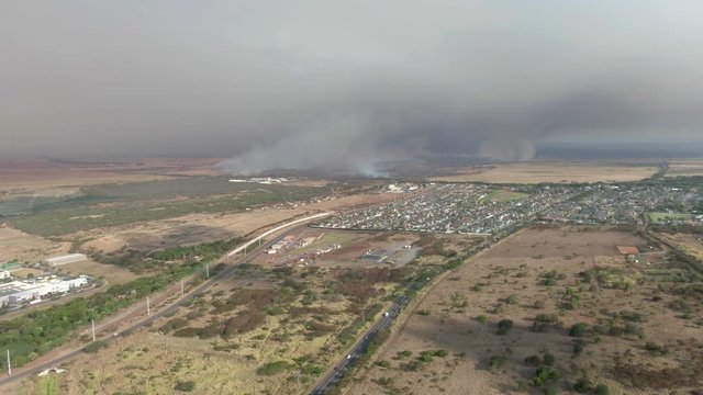 Kihei, Maui, Hawaii, USA Brush Fire 19-07-22