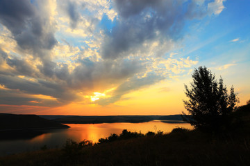 Fototapeta premium sunset over the lake