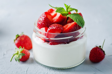 Greek yogurt strawberry parfaits with fresh berries