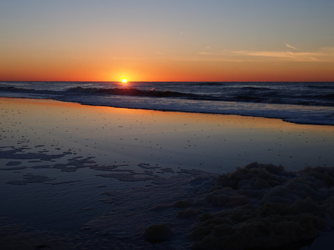 Sunset in a North Sea Beach in the Netherlands (Zandfoort aan Zee, November 2016)