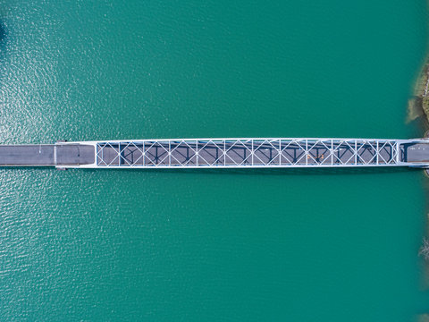 長い吊り橋　俯瞰