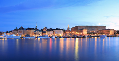  Scenic view of Stockholm's Old Town (Gamla Stan) at dusk, Sweden