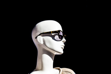 Maniqui con gafas