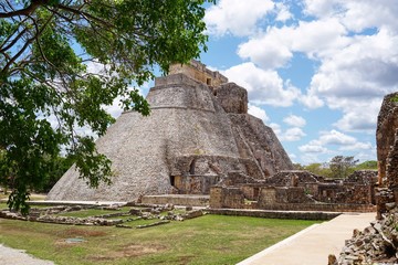  Maya Stätte | Pyramiden in Uxmal | Mexiko