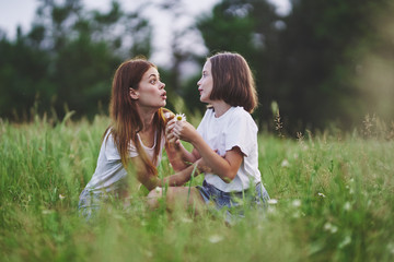 Fototapeta premium mother and daughter in the park