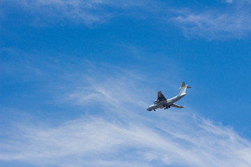 Teaching Russian cargo plane IL-76