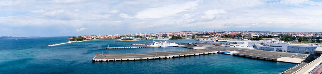 Zadar aus der Perspektive des Kreuzfahrt Terminals