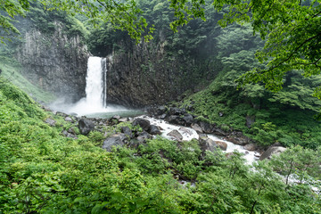 新潟県　妙高　苗名滝