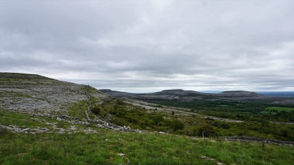 Fototapeta premium Eine Motorradreise zu den Shetland Inseln über England, Wales und Schottland 