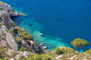 Marseille calanque de morgiou et ses eaux turquoise