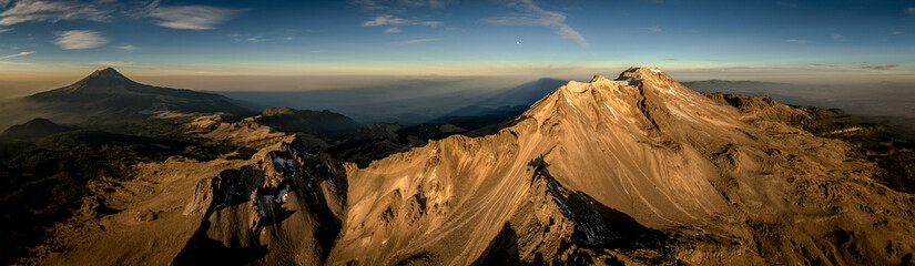 Iztaccihuatl mexico volcano